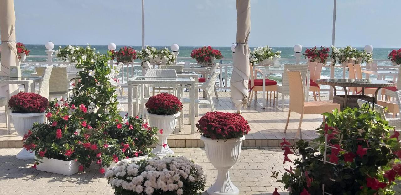 Shalanda Hotel Odesa Exterior photo