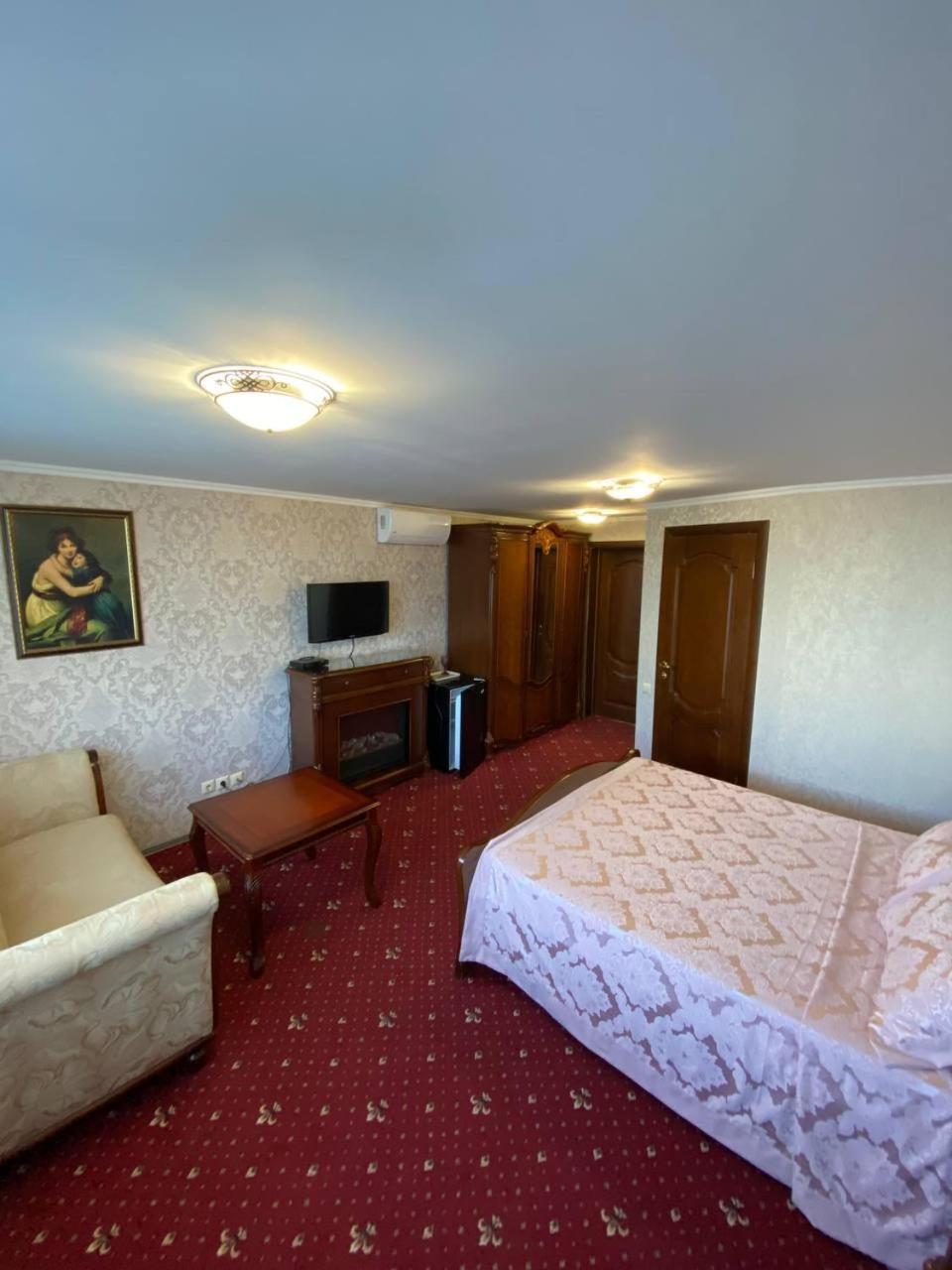 Shalanda Hotel Odesa Exterior photo